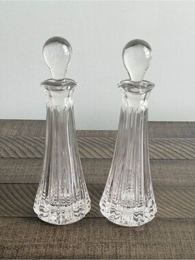 Crystal Cruet Set of 2 Piece Oil & Vinegar Set | Kitchen Tools